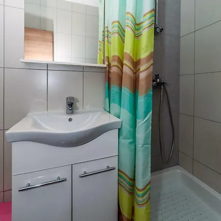 Vlado * マカルスカ