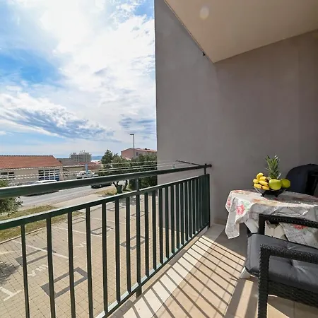 Vlado Apartment *