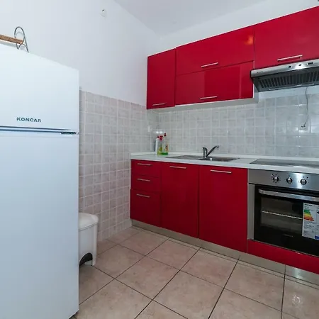 Apartment Vlado *