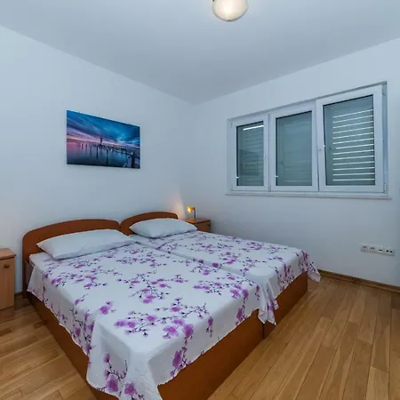 Vlado Apartmán Makarská